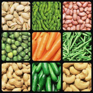 Magnesium Nuts and Vegetables dreamstime 17445752